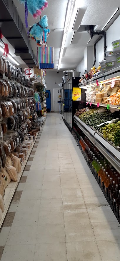 La Monarca Supermercado, St Paul