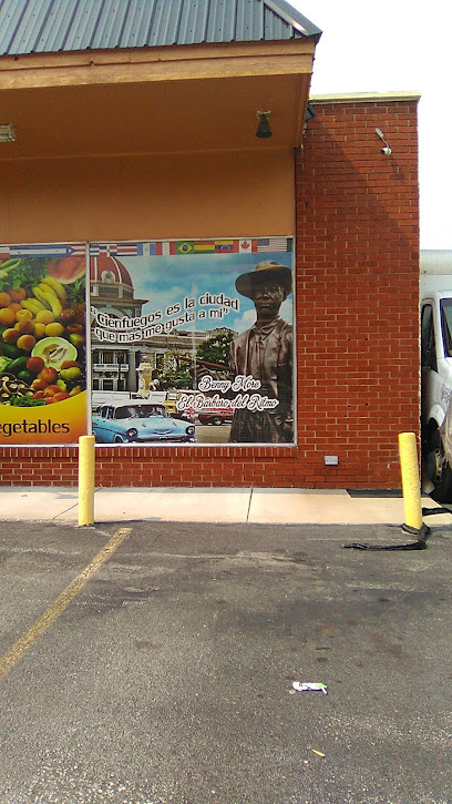 La Cienfueguera Food Market