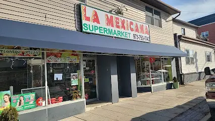 La Mexicana Supermarket en Butler