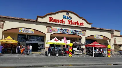 Rio Ranch Market en Perris