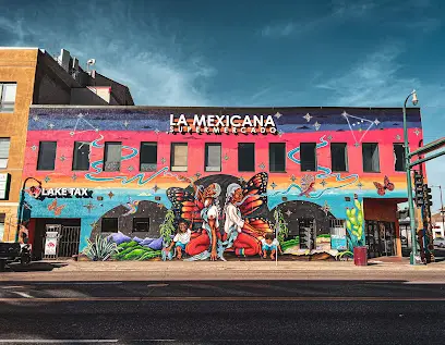 La Mexicana Supermercado, Pasteleria, Autobuses A Mexico, Artesania Mexicana Y Restauran en Minneapolis