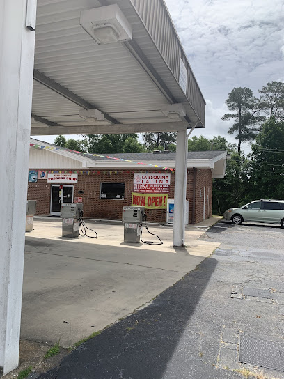 La Esquina Latina en Louisburg
