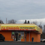 La Hacienda Supermarket en Waterford Twp