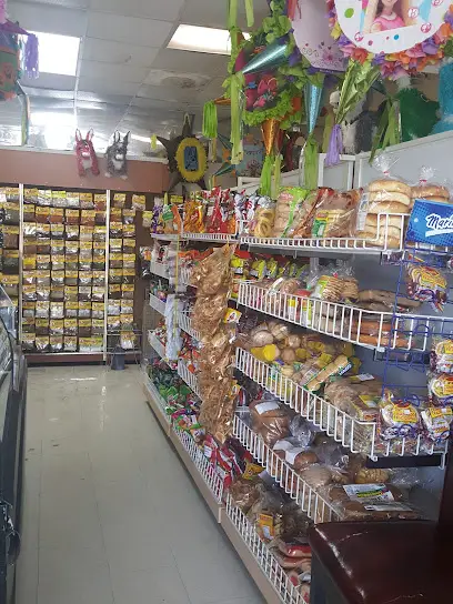 Chihuahua Super Market en North Charleston