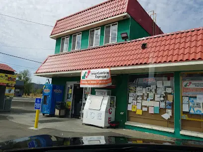 El Gallo Mexican Supermarket en Medford