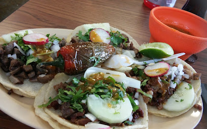 La Tapatia Tienda Hispana en Calhoun