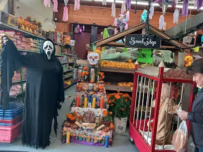 La Mexicana Meat Market en Longview